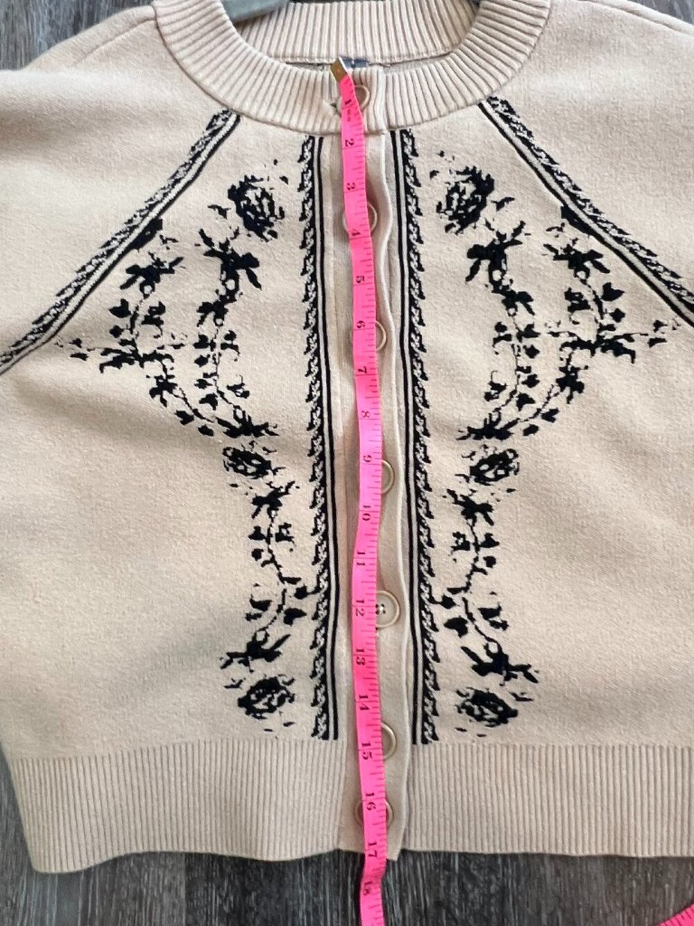 Anthropologie Embroidered Cardigan XS | Tan Floral Knit | Feminine Puff Sleeve - Picture 11 of 15